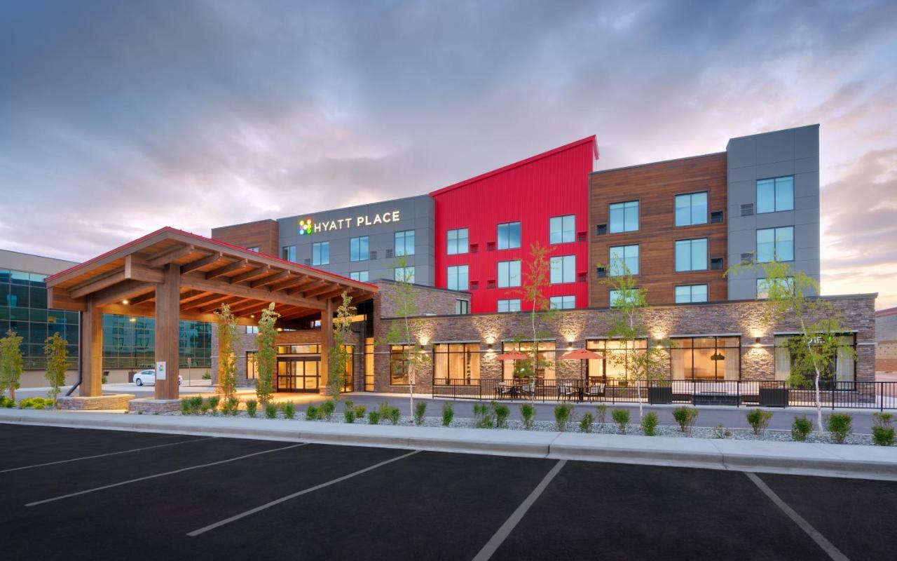 Hyatt Place Anchorage-Midtown Exterior foto
